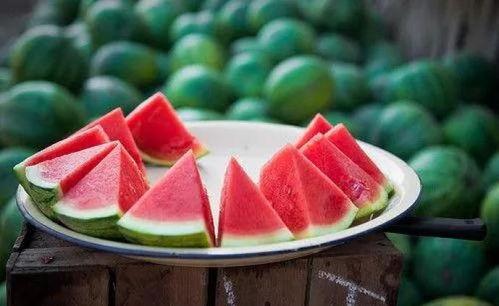 大瓜就得吃,揭秘娱乐圈的甜蜜与苦涩