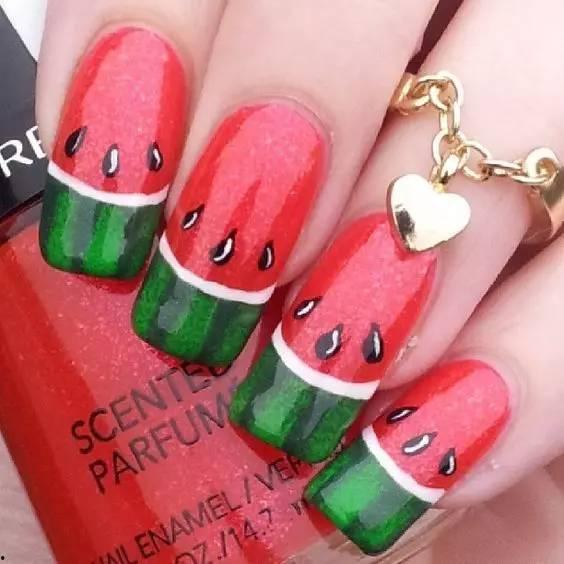 瓜哥吃瓜美甲视频,揭秘美甲界的时尚潮流与生活态度